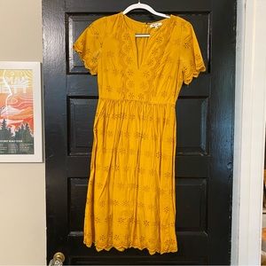 Madewell mustard midi eyelet dress size 2 fit and flare